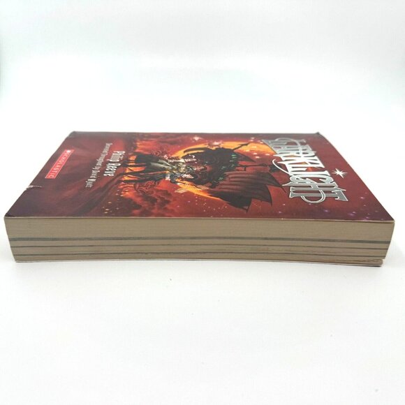 Larklight Paperback by Reeve, Phillip / ISBN 0545028841 - Picture 5 of 7